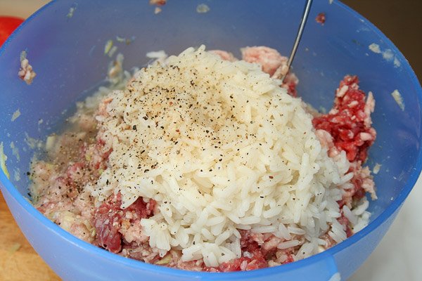 Перець фарширований мясом та рисом рецепт з фото