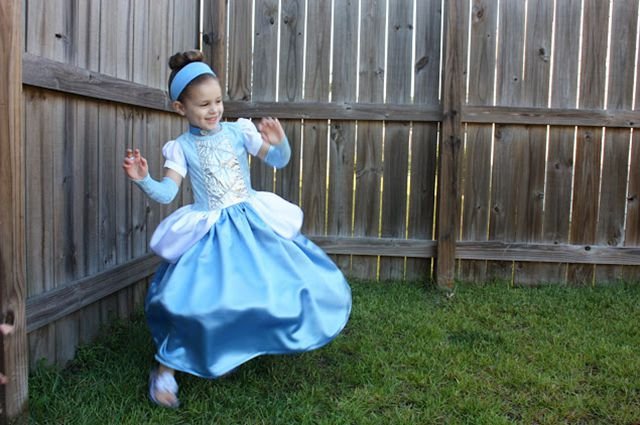 Карнавальний костюм принцеси