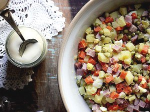 Рецепт салату олівє: покроковий кулінарний рецепт
