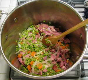 Гороховий суп в мультиварці: покроковий кулінарний рецепт
