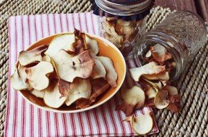 Яблучні чіпси в духовці рецепт з фото
