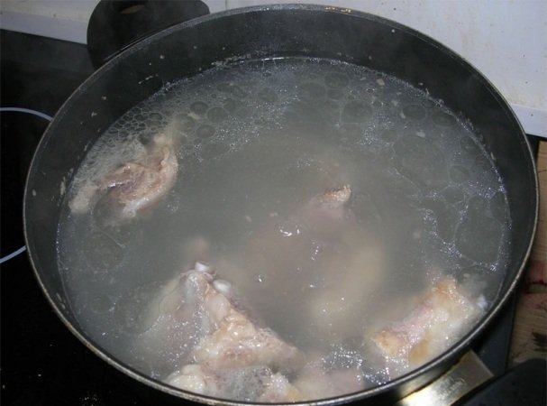 Як варити суп гороховий з мясом. Як варити гороховий суп, щоб горох розварився
