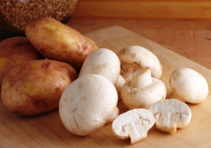 Гриби з картоплею в мультиварці: покроковий кулінарний рецепт