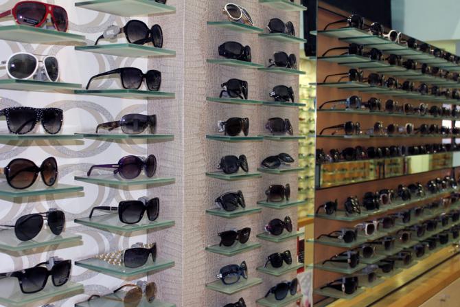 Розповсюджені способи придбання оригінальних сонцезахисних окулярів