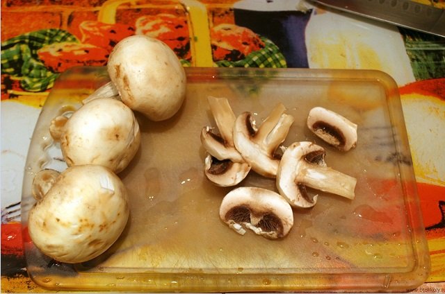 Пісний суп з грибами печерицями і локшиною. Рецепт грибного супу з печериць з фото