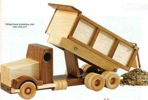 Дитячий деревяний вантажівка своїми руками