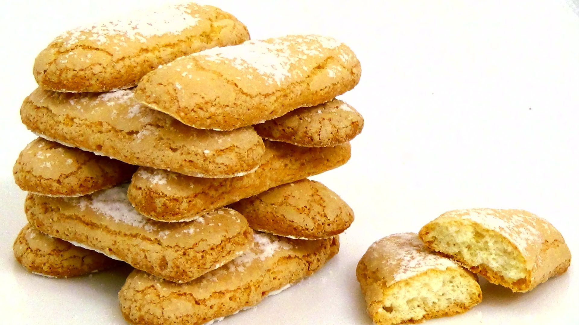 Рецепт печива Савоярді — важлива складова для «Тірамісу»