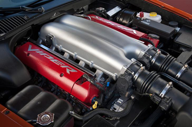 Огляд Dodge Viper SRT 10 — швидкісне двомісне купе |
