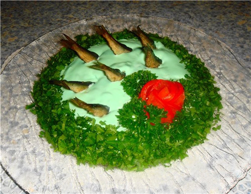 Новорічний салат «Рибки в ставку»