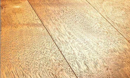 Яке покриття для підлоги краще ламінат або паркет дошка