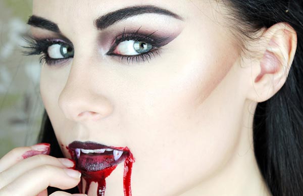 Макіяж на хеллоуїн: фото ефектних ідей, як зробити самій + відео Макіяж на хеллоуїн: фото ефектних ідей, як зробити самій + відео