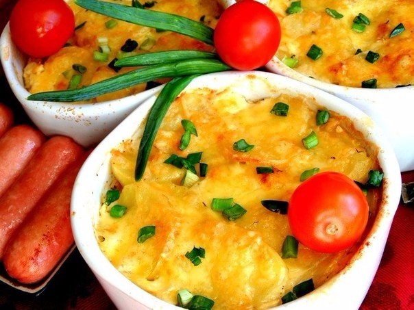 Рецепти: Запечена картопля по французьки