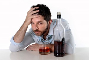 Як вивести алкоголь з організму в домашніх умовах — найкращі засоби