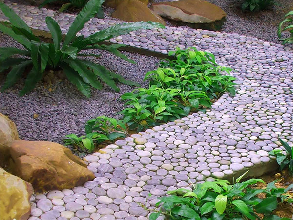 Традиційні способи укладання садової доріжки з каменю