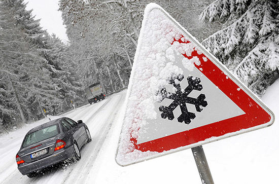 Що потрібно вам і вашому автомобілю взимку — корисні поради |