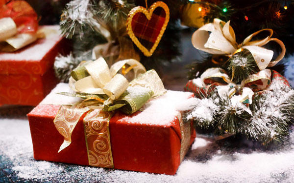 Як заощадити на купівлі новорічних подарунків