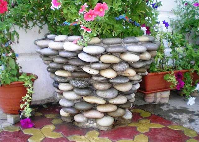 Ідеї для саду з використанням каменів