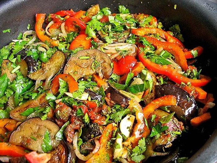 Готуємо овочеве рагу з найсмачнішим рецептами