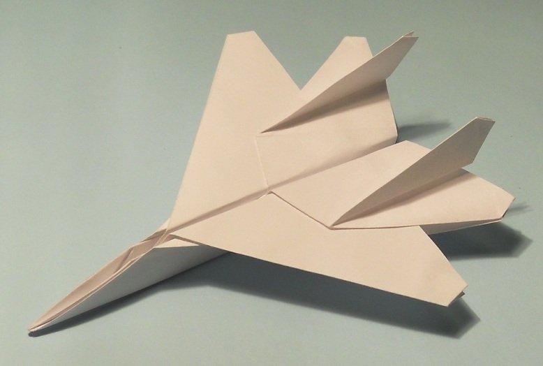 Робимо долголетающие літачки з паперу