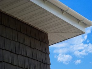 Софіти для даху: різновиди, пристрій і монтаж, ціни