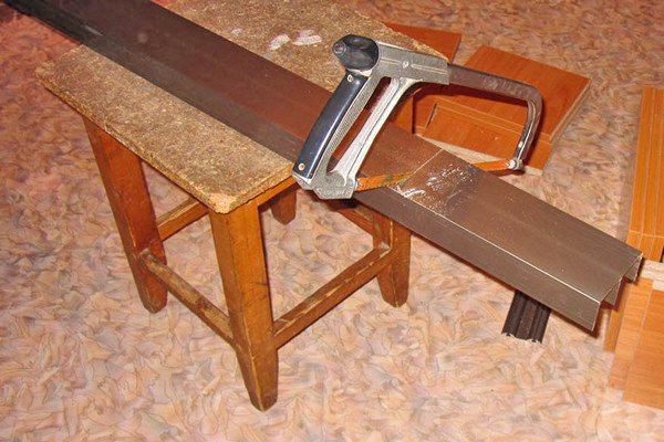Двері купе своїми руками: принцип виготовлення та встановлення