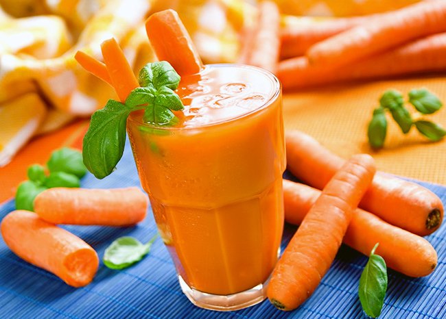 Морквяний сік: користь і шкода