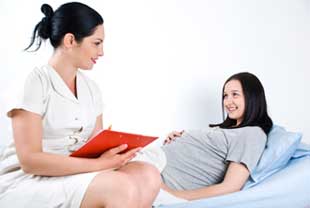 Виношування здорового малюка вимагає від жінки постійного спостереження