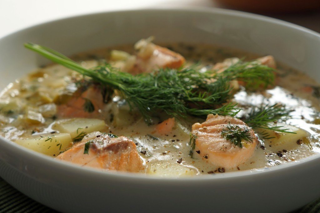 Фінський суп з лососем і вершками — простий покроковий рецепт