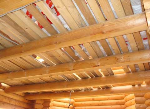 Як і чим утеплити дах деревяного приватного будинку