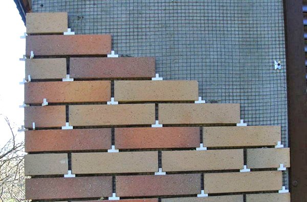 Клінкерна плитка для фасадів: особливості матеріалу і технологія укладання