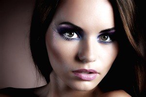 Вечірній макіяж очей: покрокове виконання для карих, зелених, блакитних очей з фото і відео
