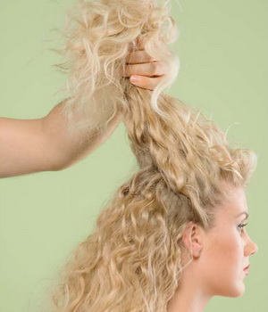 Зачіски на бік: 15 покрокових зачісок з фото