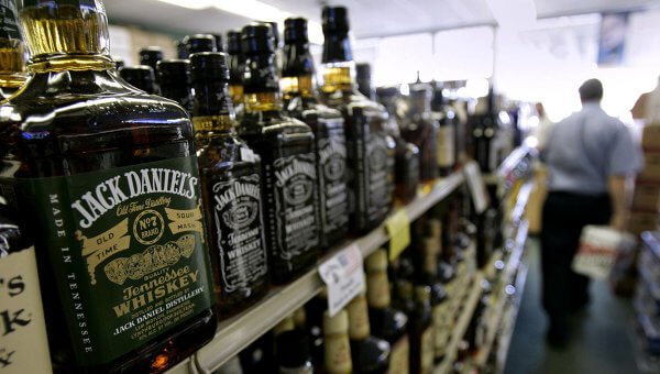 Jack Daniels: як відрізнити підробку від оригінального віскі