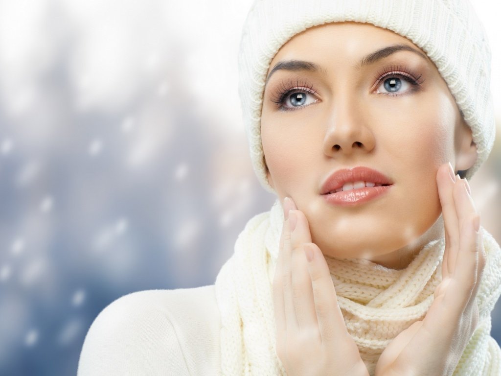 Догляд за шкірою обличчя взимку: покроково в домашніх умовах