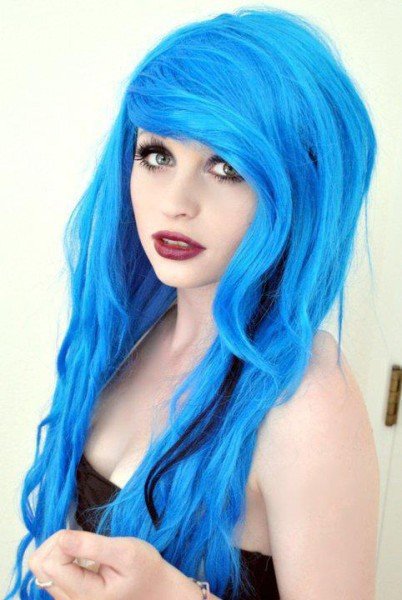Блакитні волосся