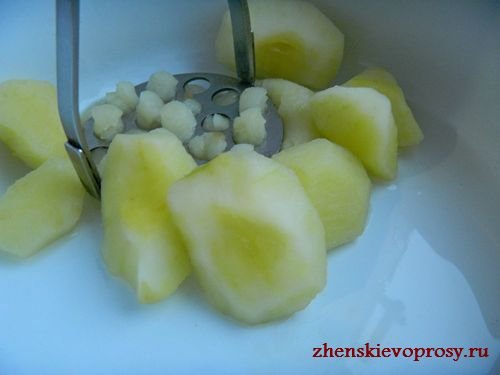 Як приготувати десерт з яблук (яблучний мус)?