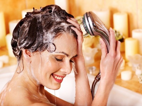 Як доглядати за волоссям в домашніх умовах