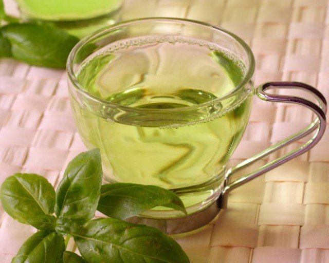 Зелений чай допомагає схуднути: секрети стрункої фігури
