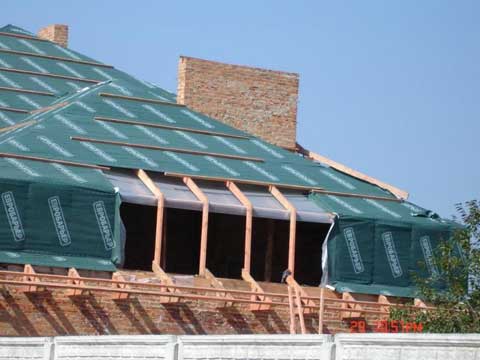 Утеплення даху з металочерепиці: шари покрівельного пирога, пристрій
