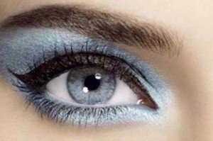Зимовий макіяж для очей і обличчя: як зробити | фото, відео