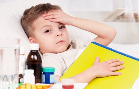 Ознаки кашлюку у дітей та його лікування