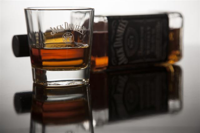 Jack Daniels: як відрізнити підробку від оригінального віскі