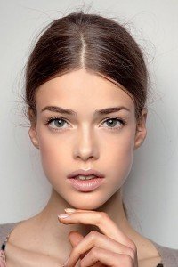 Особливості нюдового макіяжу і техніка його нанесення