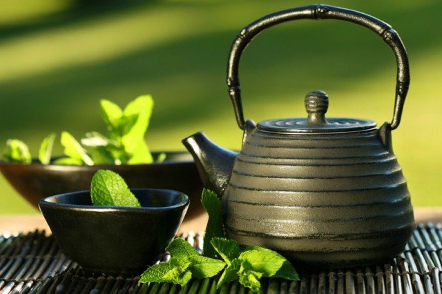 Зелений чай допомагає схуднути: секрети стрункої фігури