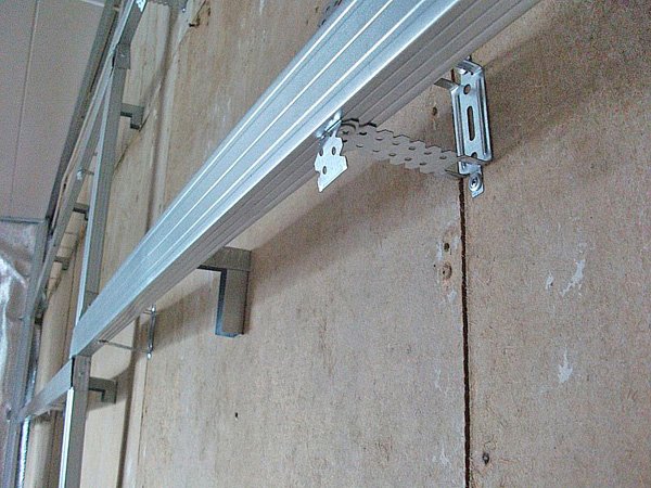 Монтаж МДФ панелей: два способи кріплення стінових панелей на стіни