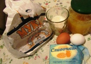 Торт Медовик класичний в домашніх умовах, рецепт з фото