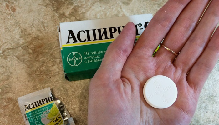 Аспірин від похмілля: допомагають чи шипучі таблетки і скільки їх пити