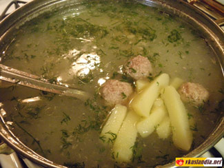 Картопляний суп з фрикадельками, фото рецепт