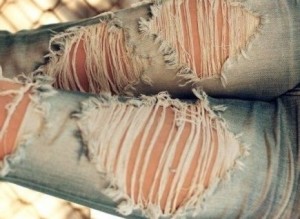 Як зробити рвані джинси своїми руками