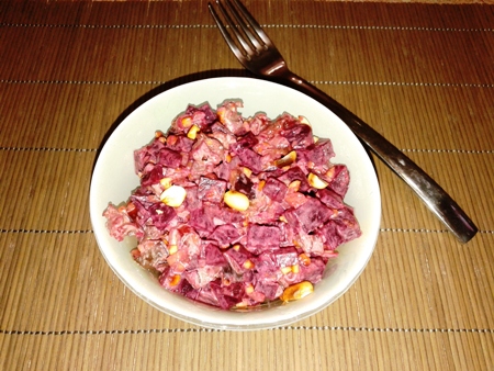 Буряковий салат з яловичиною, фото рецепт